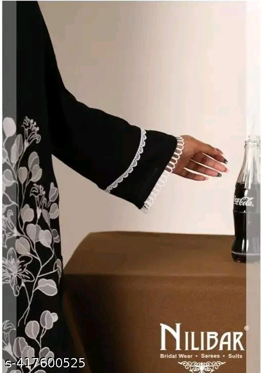 Black Pakistani Kurta Set | Embroidered Butta Kurta